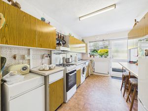 Kitchen- click for photo gallery